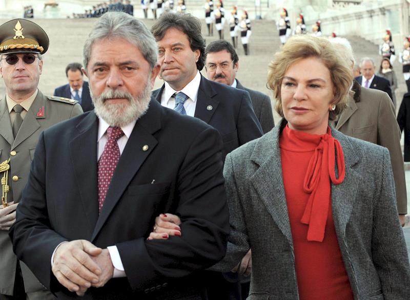 Diputada del PT de Brasil anunció la muerte de la esposa de Lula
