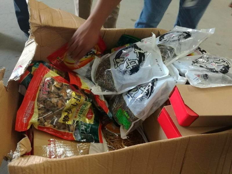 Decomisados tres contenedores de alimentos sin registro sanitario