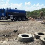 Empresa vierte aguas servidas de baños portátiles al río Mocambo y Cárdenas (Video)