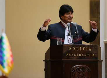 Evo Morales agradeció a Maná por respaldo al reclamo marítimo boliviano