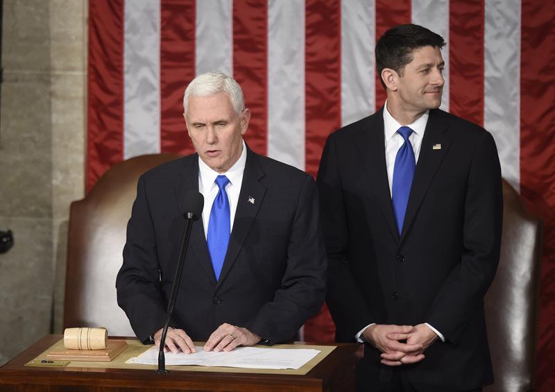 El vicepresidente de EEUU utilizó su cuenta de correo personal como gobernador