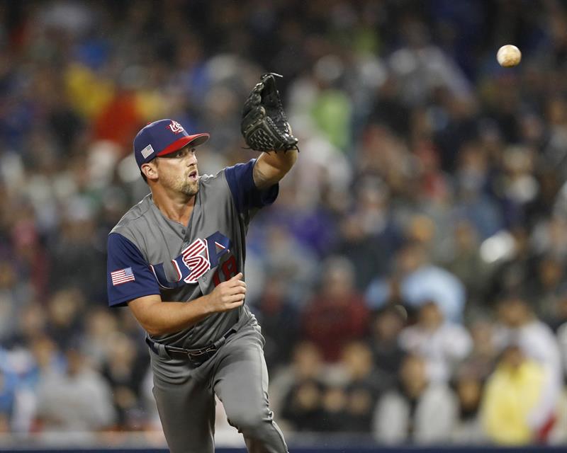 Jones impulsó la carrera del triunfo y EE.UU. jugará su primera final del CMB