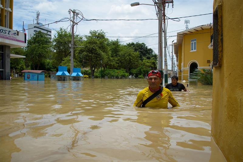 Perú ya suma 91 fallecidos tras nuevas inundaciones en el norte
