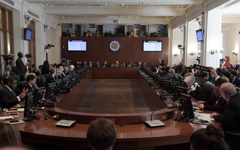 Venezuela se enfrentó a una mayoría en la OEA que desea mediar en su crisis