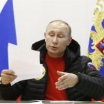 Putin dispuesto a reunirse con Trump en Helsinki si se organiza cumbre ártica