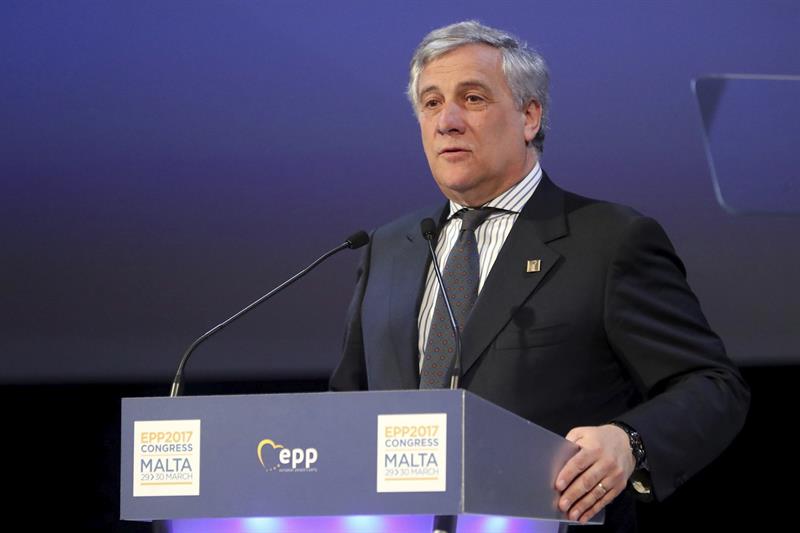 Presidente del Parlamento Europeo rechazó autogolpe de Estado en Venezuela