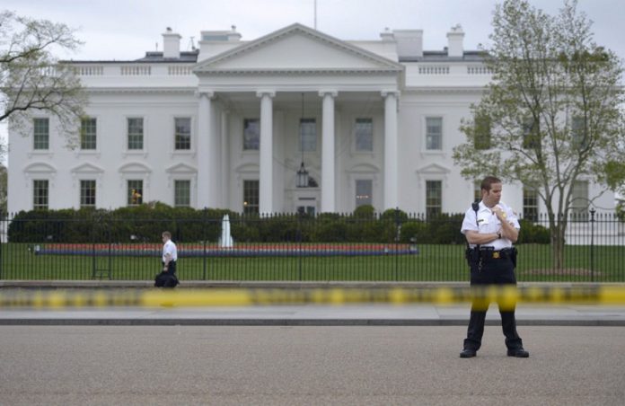 Jefe del Comando Sur negó que EEUU tenga intenciones de invadir Venezuela