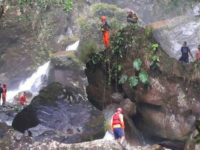 Mal tiempo complica rescate del cuerpo de joven desaparecida en Veraguas