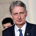 Ministro de Finanzas británico instó a inversores a mirar a Asia tras el brexit