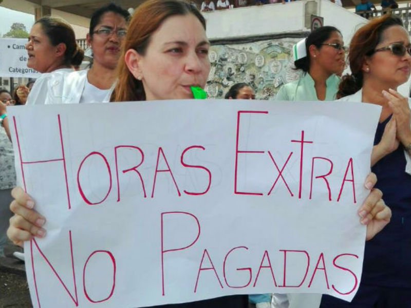 médicos especialistas