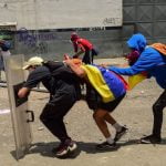 ¿Quién cederá? Chavismo y oposición apuestan al desgaste del rival en Venezuela