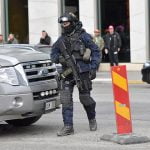 Policía sueca negó detención tras ataque y difundió foto de un sospechoso