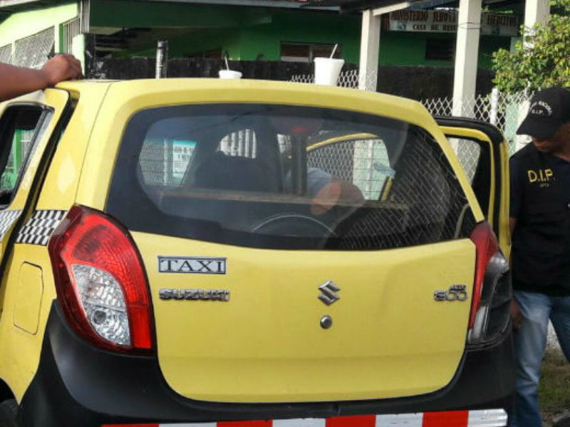 Atraparon a dos delincuentes que asaltaron a 15 mujeres en la capital