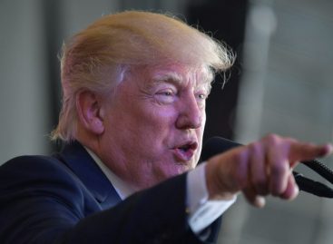 Donald Trump insiste en que México pague el muro