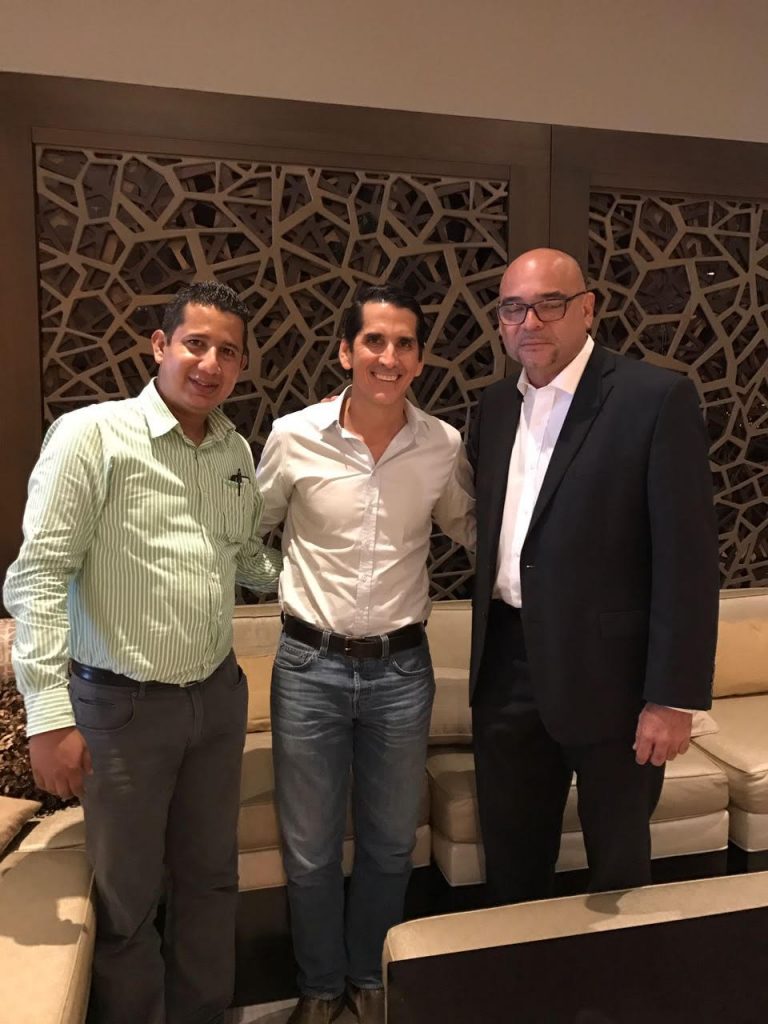 Diputado opositor venezolano se reunió con Rómulo Roux