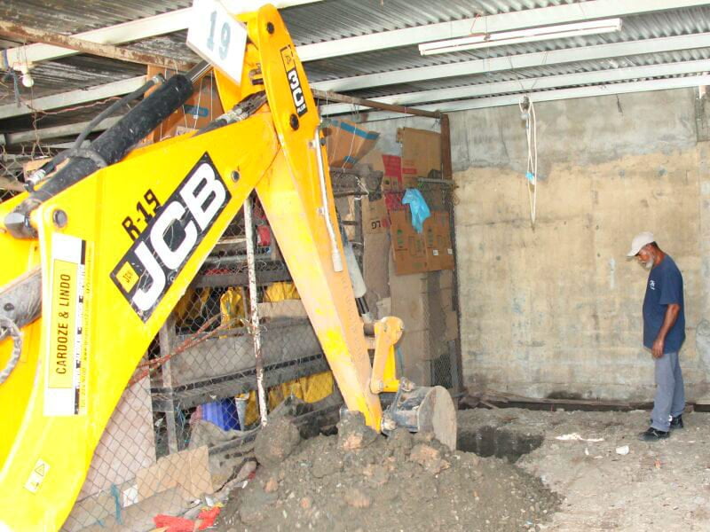 Realizan labores de limpieza y saneamiento en Curundú