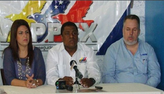 Exilio venezolano repudia la llamada de Maduro a cambiar la Constitución