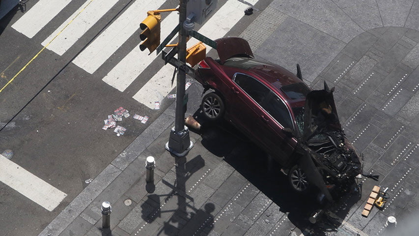 Un muerto y trece heridos por atropello múltiple en Times Square