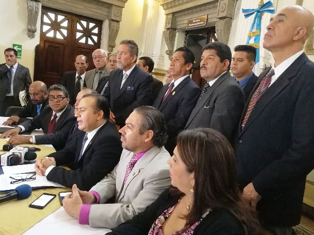 Diputados en Guatemala pidieron castigar el aborto y el matrimonio gay