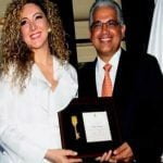 Entregan las llaves de la ciudad de Panamá a la compositora de «Despacito»