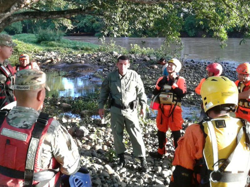 ¡Milagroso! Rescataron con vida a dos mujeres arrastradas por el río San Lorenzo