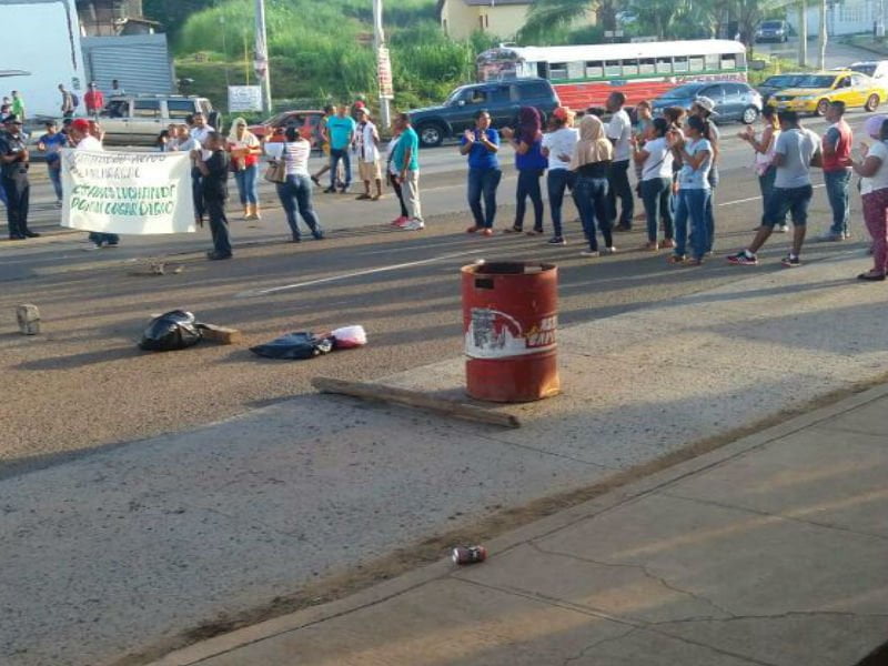 Cierran varias calles para protestar contra desalojos forzosos