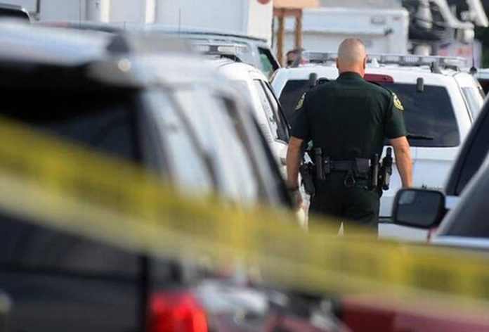 Tiroteo dejó saldo rojo en zona universitaria de Orlando