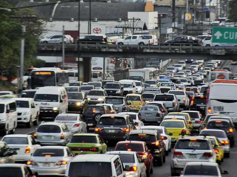 Venta de automóviles en Panamá ha caído durante 2017
