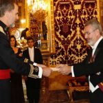 Rey de España recibe credenciales de embajador de Panamá Miltón Henríquez