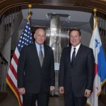 EE.UU. ofrece a Varela formar fuerzas de seguridad en Panamá