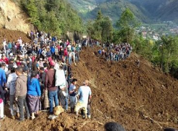 Subieron a 12 los muertos por deslizamiento de tierra en Guatemala