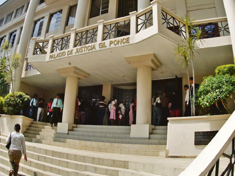 Suspendieron audiencia contra Martinelli en Panamá porque su abogado no asistió