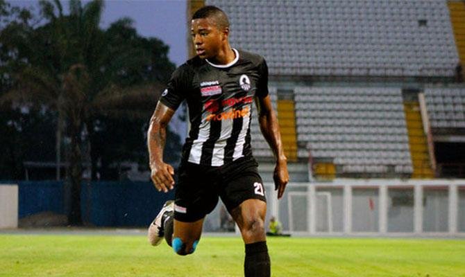 Ricardo Clarke jugará en el Boa Vista de Portugal