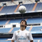 Jesús Vallejo fue presentado como nuevo jugador del Real Madrid