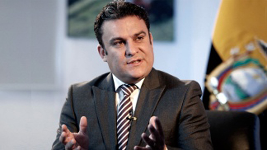 Bloque legislador oficialista de Ecuador quiere mediar en pugna Moreno-Glas