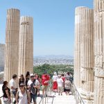 Turismo en Grecia batió récord de llegadas pero es inaccesible para muchos griegos