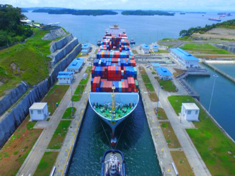 Canal de Panamá cumple otro hito de tránsito