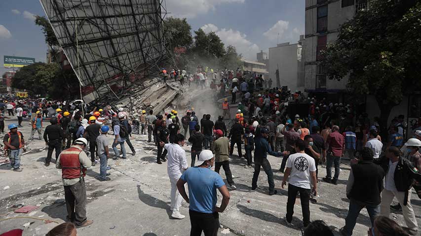 Víctimas fatales del terremoto de México ascienden a 224