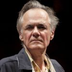 Escritor colombiano le pide a Dios por la muerte de Nicolás Maduro