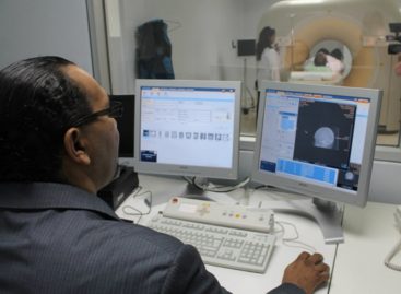 CSS inauguró equipo de tomografía en Policlínica Santiago Barraza