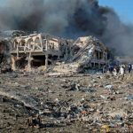 Sube a 276 la cifra de muertos tras el atentado con camiones bomba en Somalia
