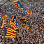 Justicia española suspendió pleno Parlamento catalán que podría declarar independencia