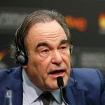 Oliver Stone sobre Harvey Weinstein: “no es fácil por lo que está pasando”