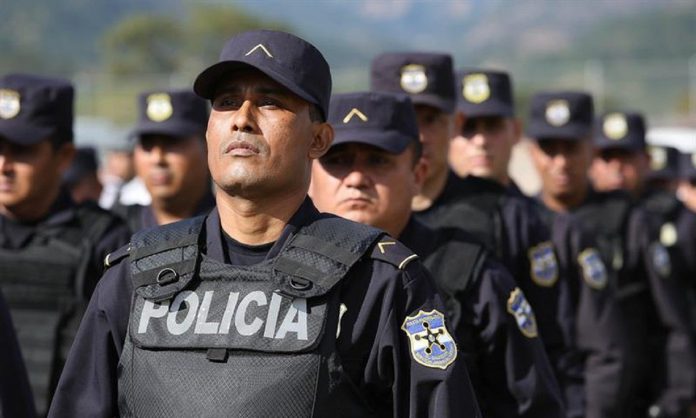 A 35 subió el número de policías asesinados en El Salvador este año