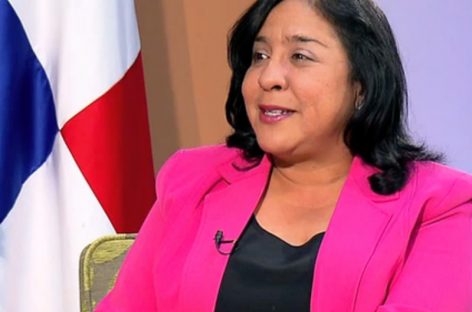 Presidencia confirmó la renuncia de la ministra de Educación Marcela Paredes