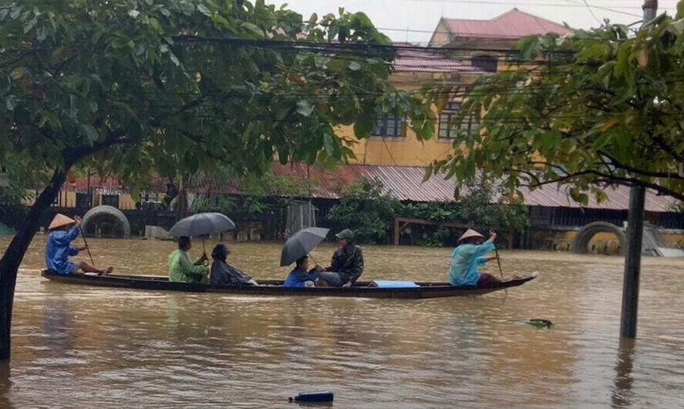 44 muertos y 19 desaparecidos por el tifón Damrey en Vietnam