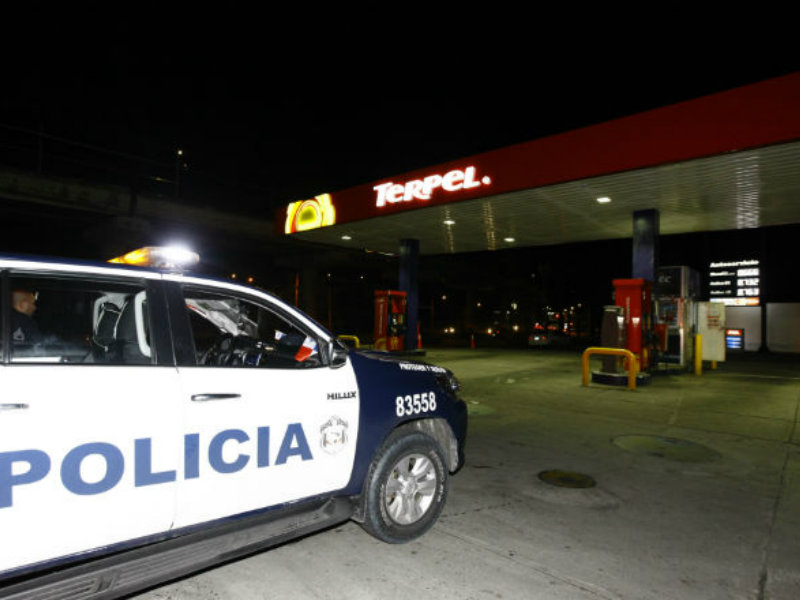 estación de combustible