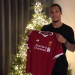 Liverpool contrató al defensor más caro de la historia