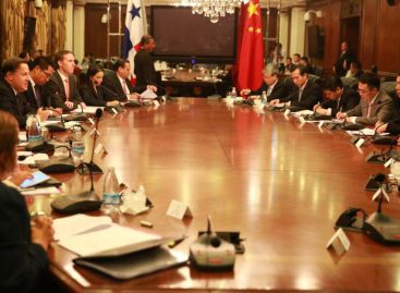 Ministro de Comercio chino visita Panamá para avanzar en relación comercial