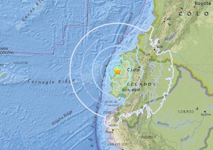 Sismo de 6 grados dejó dos heridos y grietas en edificaciones en Ecuador